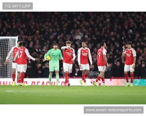 狂!10轮仅丢3球!阿森纳21年神迹冲碎切尔西纪录?转费会疯抢铁卫太值了! 狂!10轮仅丢3球!阿森纳21年神迹冲碎切尔西纪录?转费会疯抢铁卫太值了!