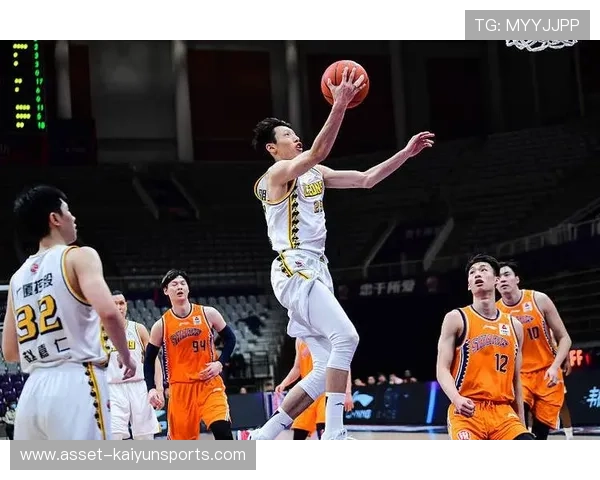 替补首触即建功，关键时刻挺身而出成全队英雄